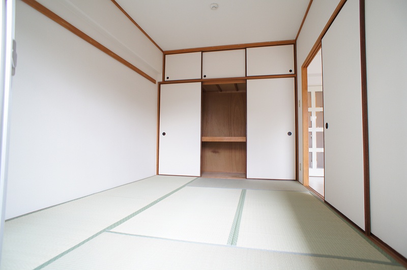 クレールコーエーの居間写真