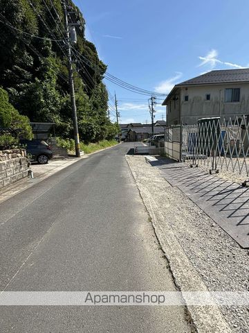 その他　前面道路（その他）まで10m
