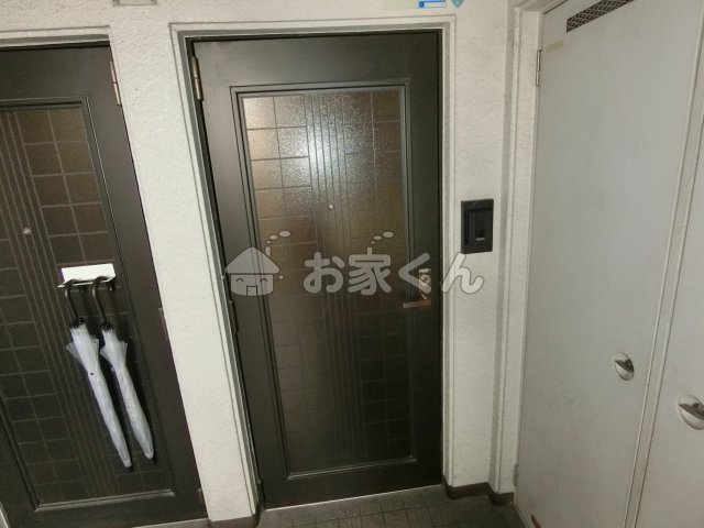 阪神本線 新在家駅 徒歩6分 4階建 築38年の玄関写真