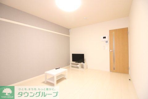 居室・リビング　同タイプ写真の為、現況優先致します。