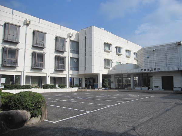 図書館　東広島市立安芸津図書館（図書館）まで1789m