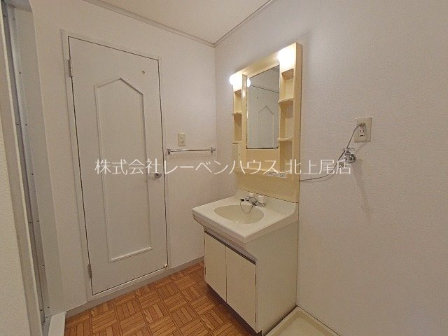 洗面設備　お問合せは048-772-8202