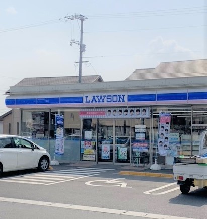 コンビニ　ローソン岡山高島新屋敷店（コンビニ）まで525m