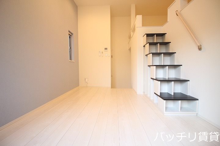 G-PRIME名島の居間写真
