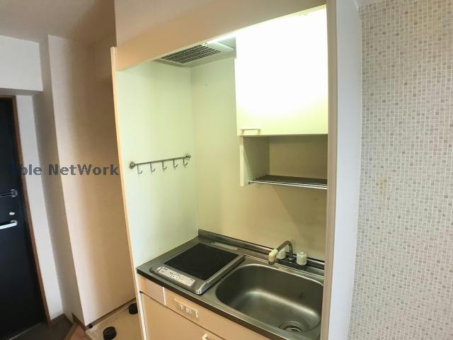 キッチン　※同物件、別部屋の写真です