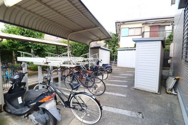 リビングタウン三橋の外観写真