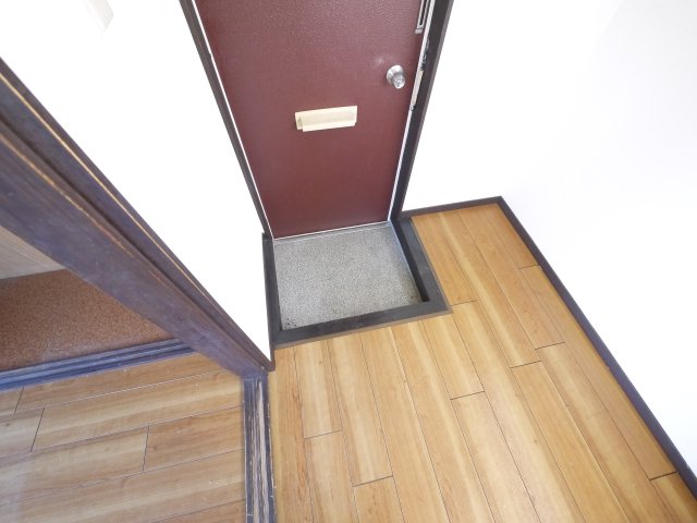 平城山partVIの玄関写真