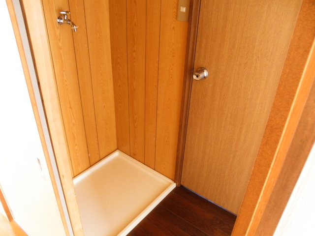 その他部屋・スペース　洗濯機置き場～トイレ