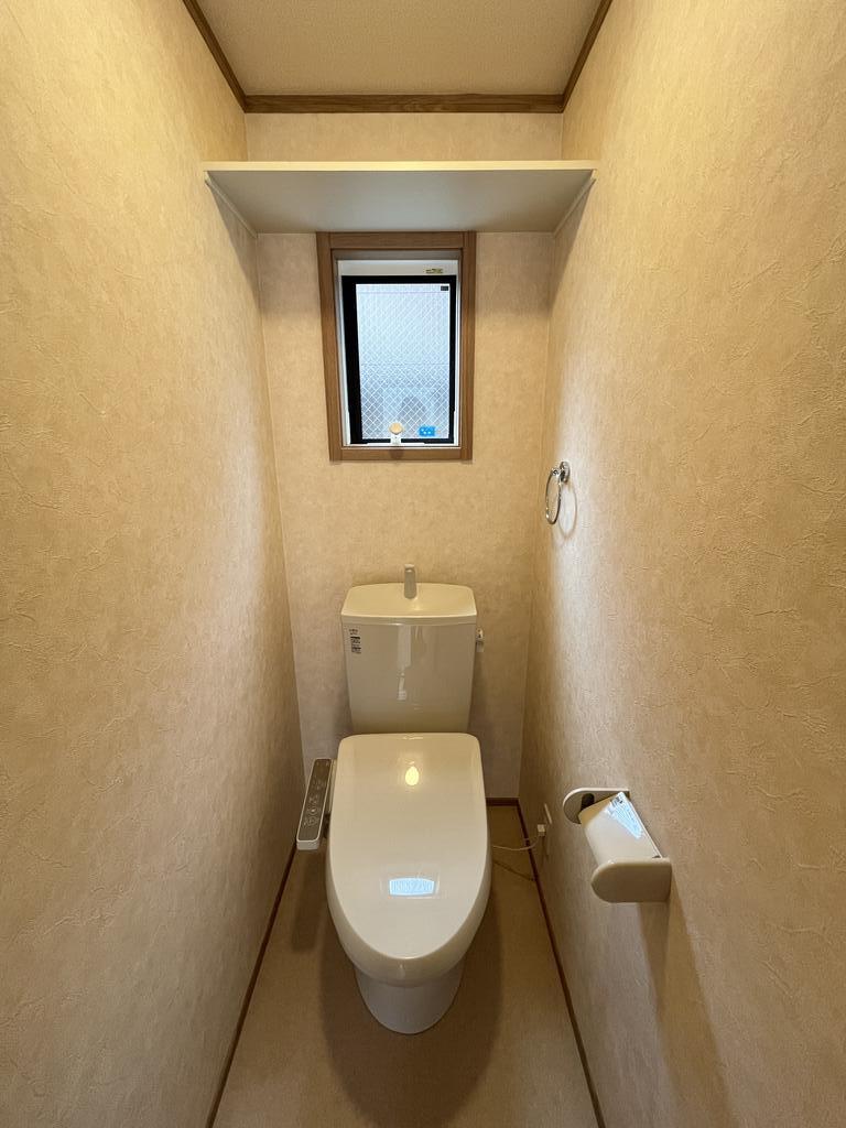 トイレ　※同タイプ写真