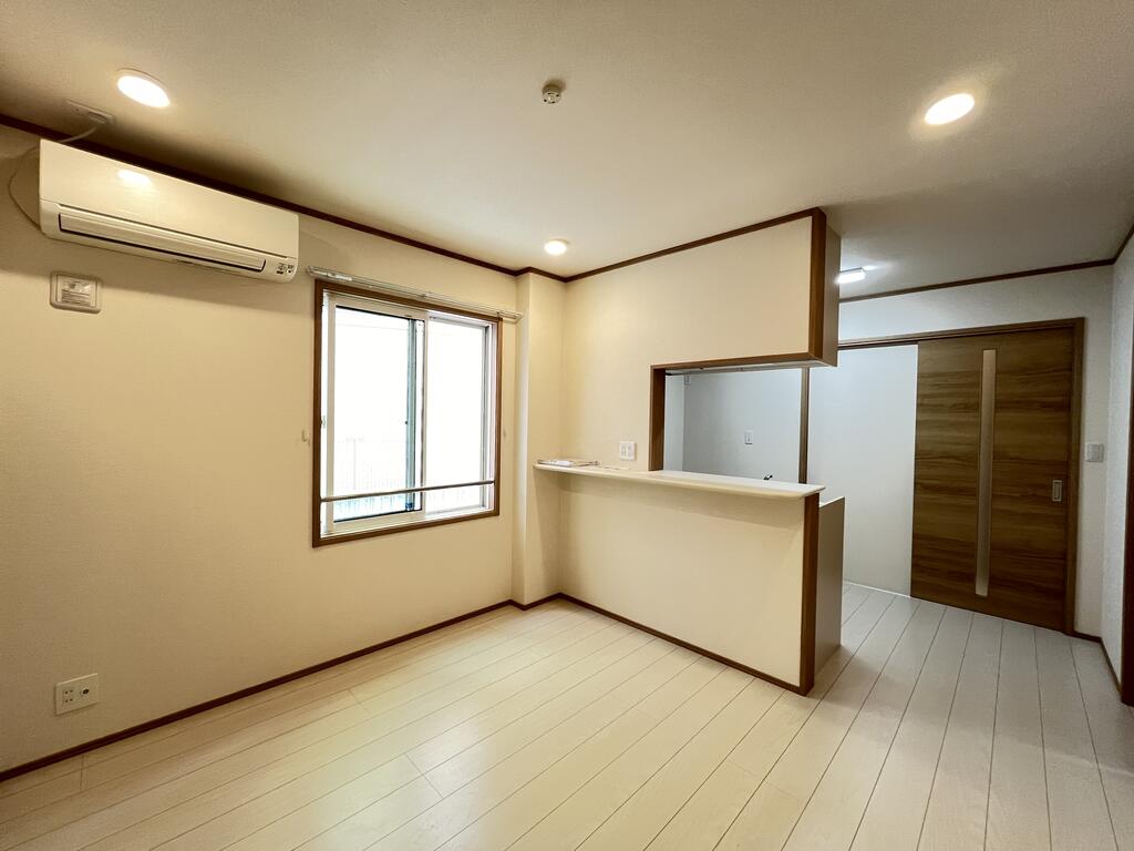 居室・リビング　※同タイプ写真