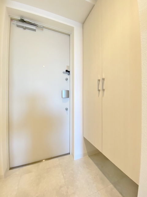 玄関　大型シューズボックス