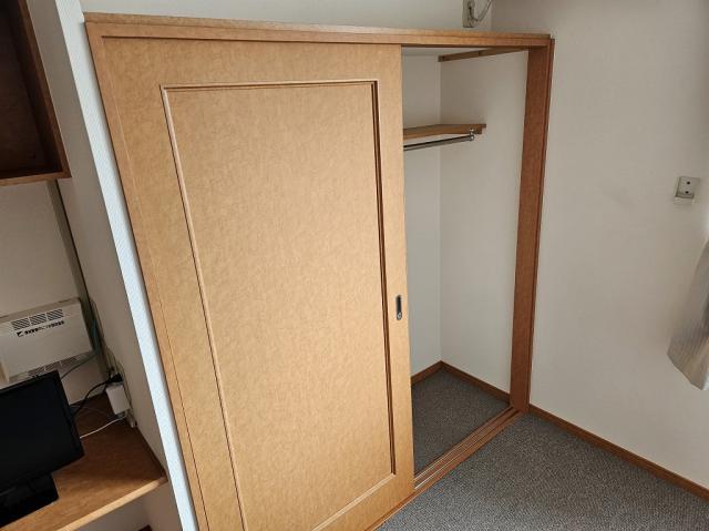 収納　※同タイプ部屋の写真です。