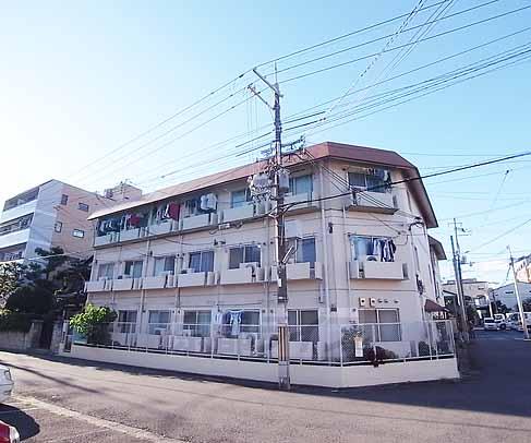 【京都市左京区田中高原町のアパートの建物外観】