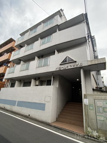 横浜市青葉区さつきが丘のマンションの建物外観