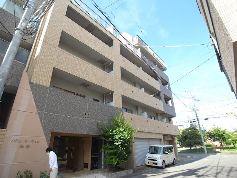 神戸市須磨区戎町のマンションの建物外観