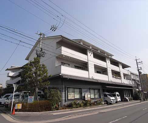 京都市上京区分銅町のマンションの建物外観