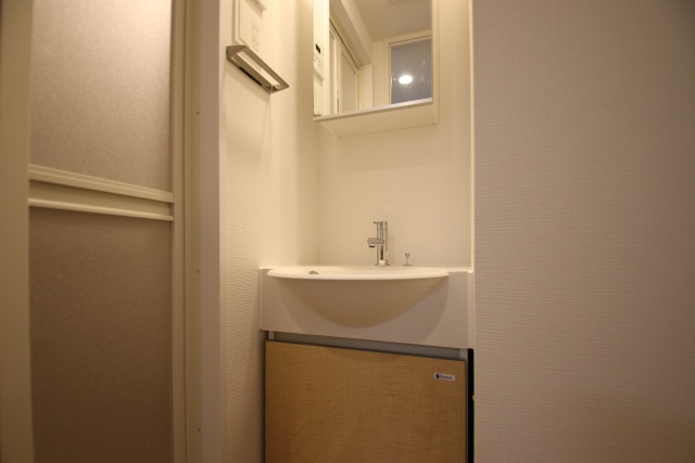 洗面設備　※別室の参考写真の為、現況優先です。