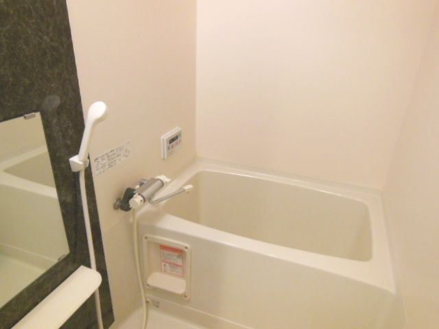 バス・シャワールーム　☆1日の疲れを洗い流す癒しの空間☆