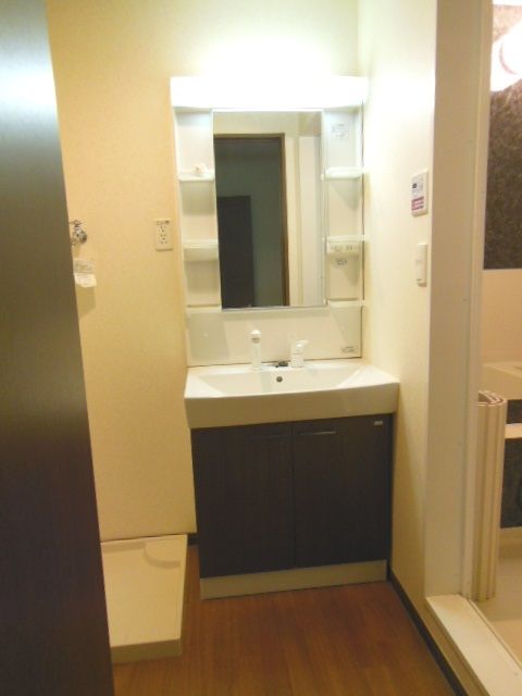 洗面設備　☆朝と夜のスーパーマン☆