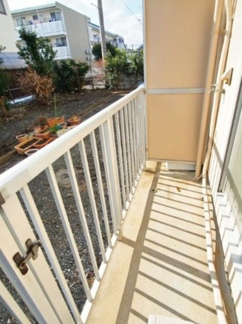 バルコニー　他部屋参考。