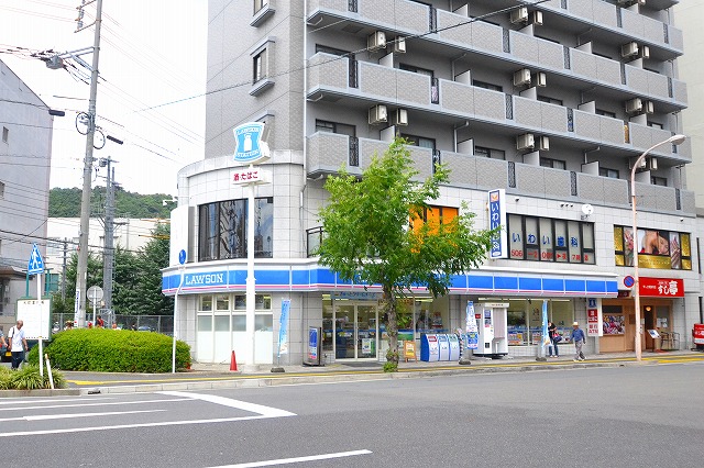 コンビニ　ローソン（コンビニ）まで300m