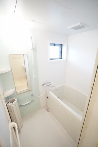 バス・シャワールーム　※同物件・同タイプの写真です。