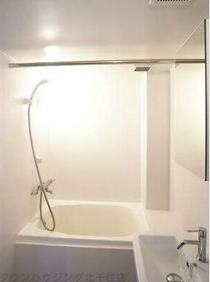 バス・シャワールーム　バス