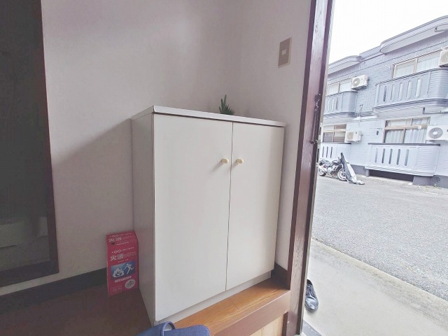 玄関　シューズボックス