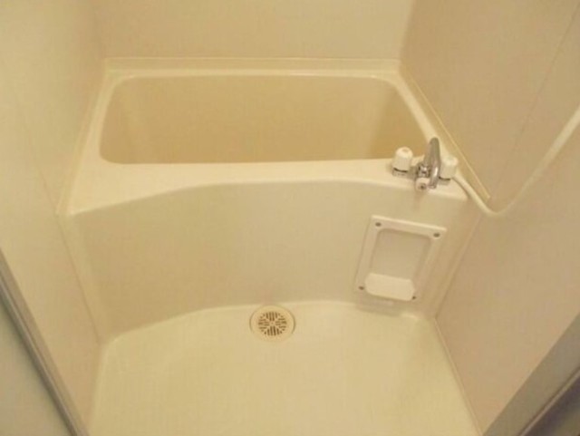 バス・シャワールーム　別部屋同仕様