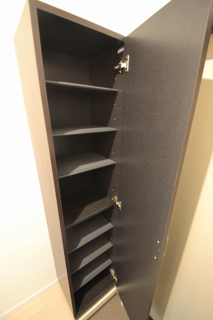 玄関　同メーカー施工サンプル画像です現況優先