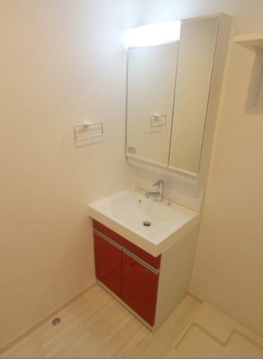 洗面設備　同メーカー施工サンプル画像です現況優先