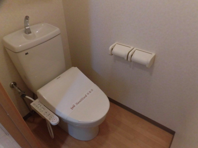 トイレ　同型タイプ（反転）