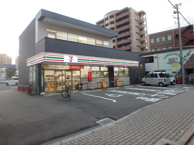 コンビニ　セブンイレブン 大阪中津南店（コンビニ）まで237m