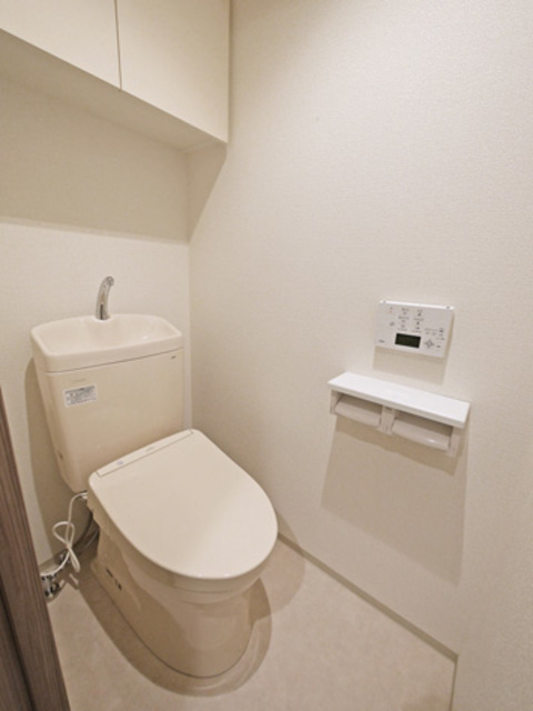 トイレ　洗浄便座つき