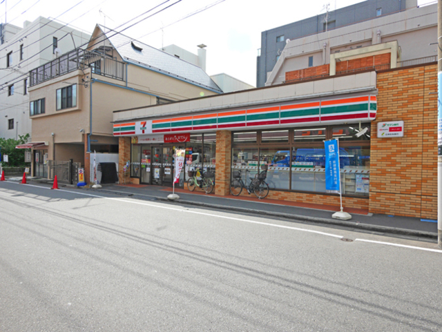コンビニ　セブンイレブン墨田菊川1丁目店（コンビニ）まで228m