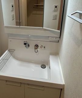 洗面設備　同仕様