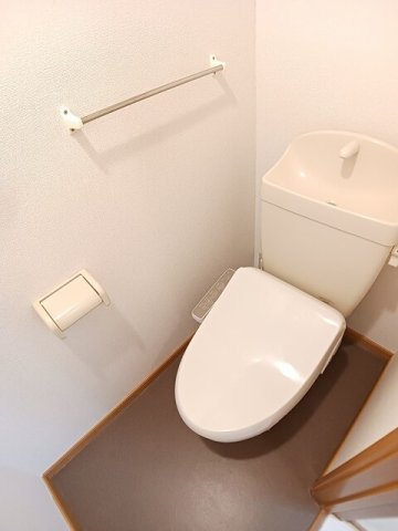 トイレ　ゆったりとした空間のトイレです