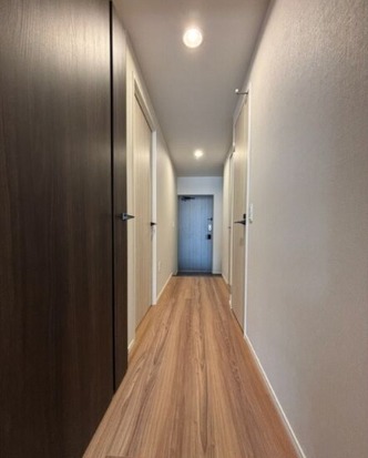 玄関　明るい玄関でお出迎え！