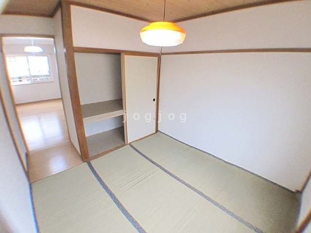 収納　子供部屋