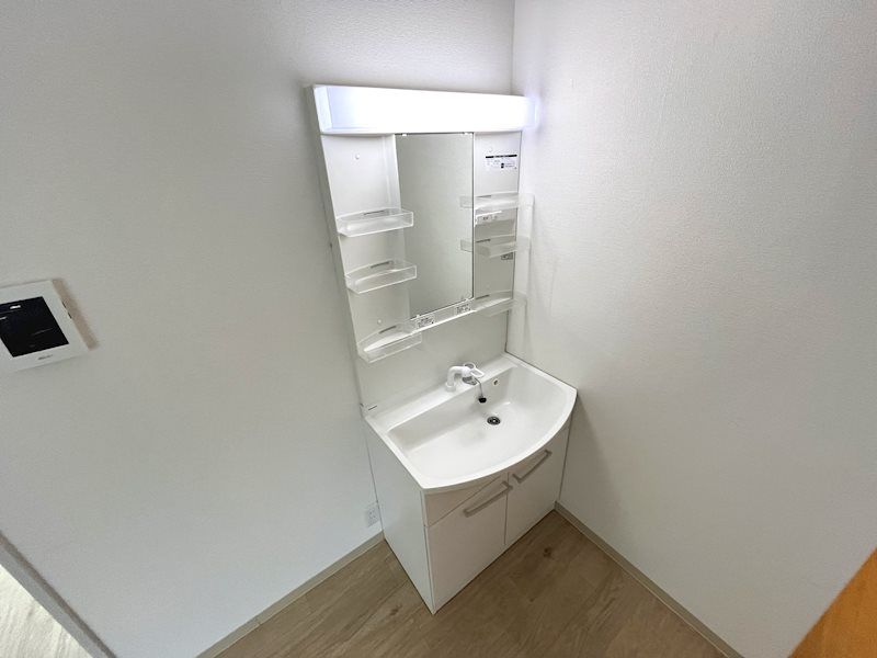 洗面設備　参考写真