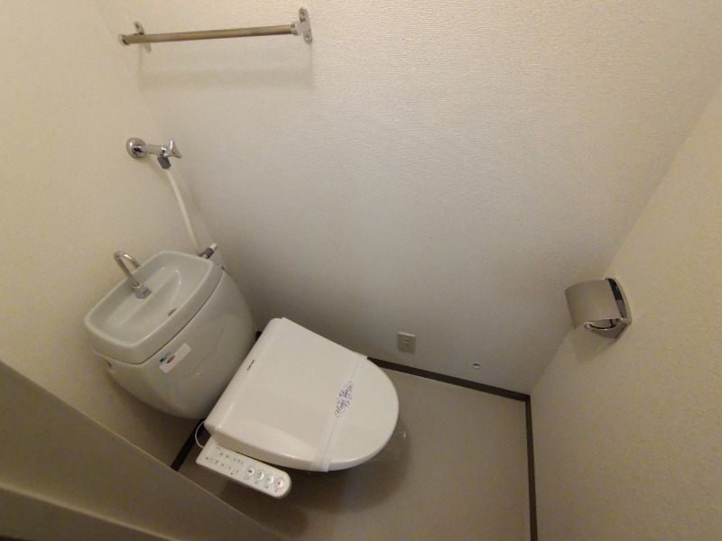 トイレ　清潔感があり安心して使用できるトイレになっておりました。