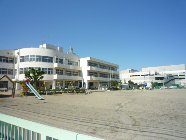 小学校　仙台市立長町南小学校（小学校）まで674m