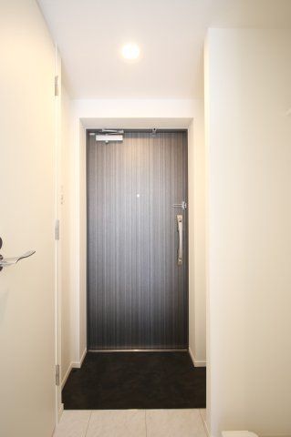 玄関　（別タイプ参考写真）ＡＲＣＯＢＡＬＥＮＯ　ＳＨＩＮＩＴＡＢＡ