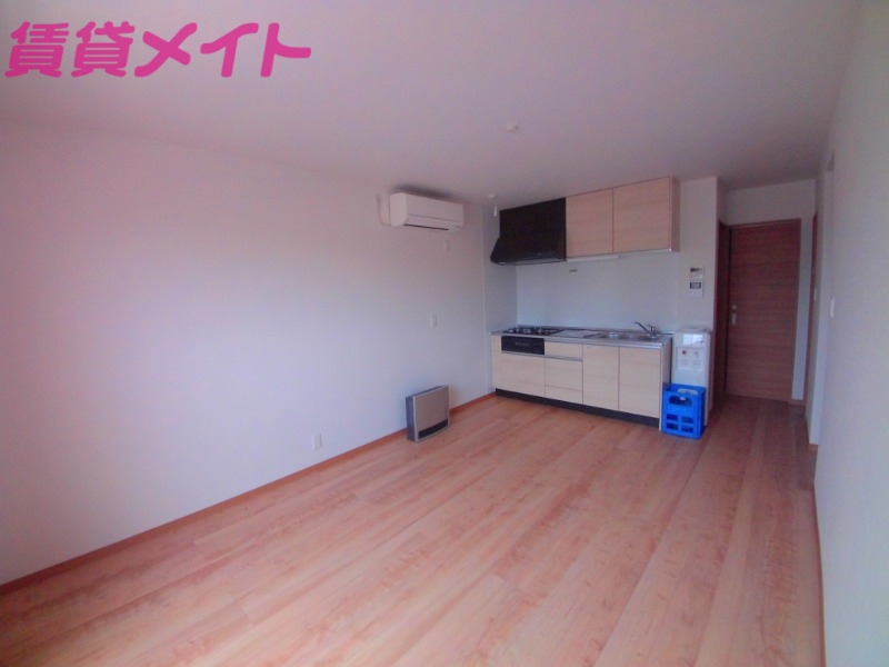 居室・リビング　別部屋反転画像参考