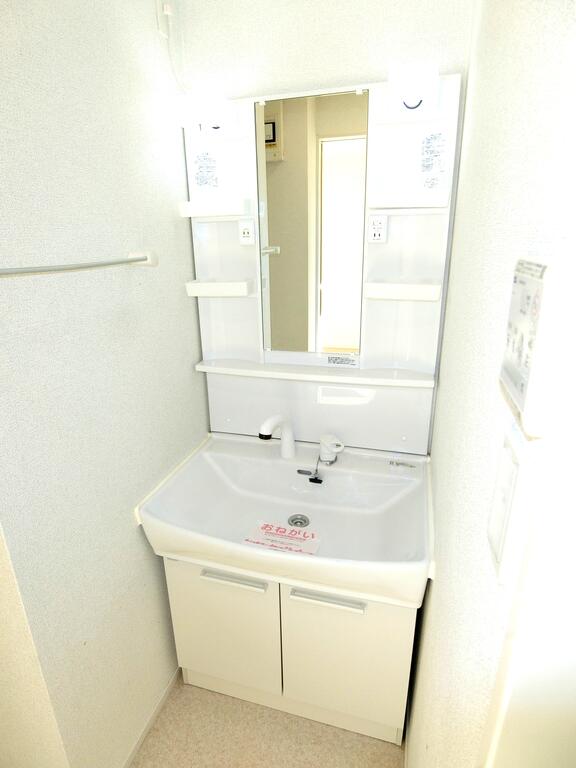 洗面設備　同型物件の写真