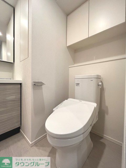 トイレ　※写真は同タイプ住戸です。