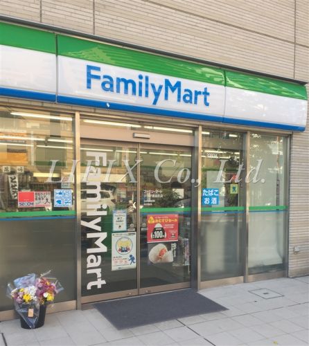 コンビニ　ファミリーマート シマダ黄金町店（コンビニ）まで144m
