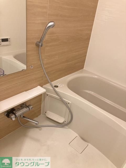 バス・シャワールーム　※写真は同タイプ住戸です。