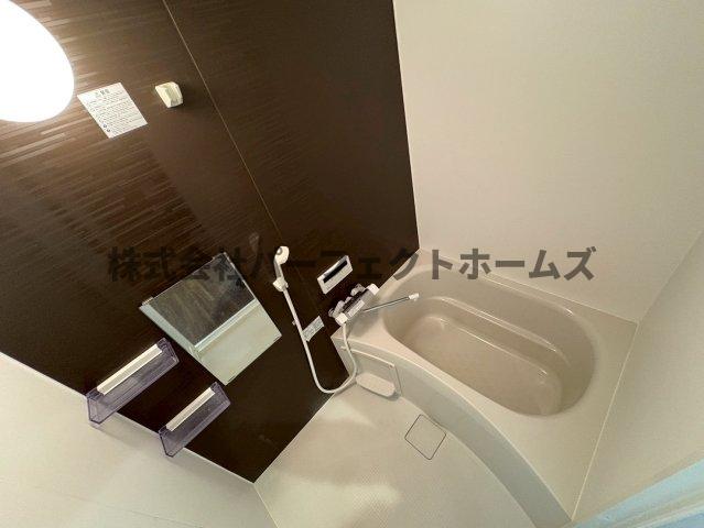 バス・シャワールーム　ゆったり過ごせるお風呂です
