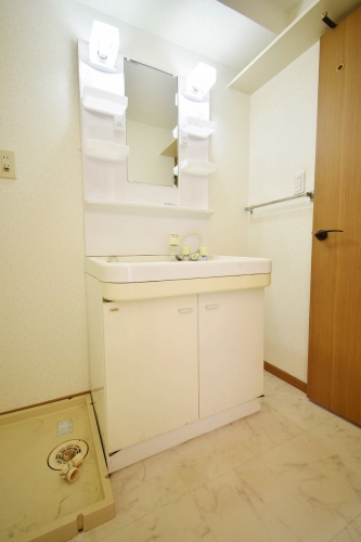 洗面設備　※参考写真　現状優先になります。